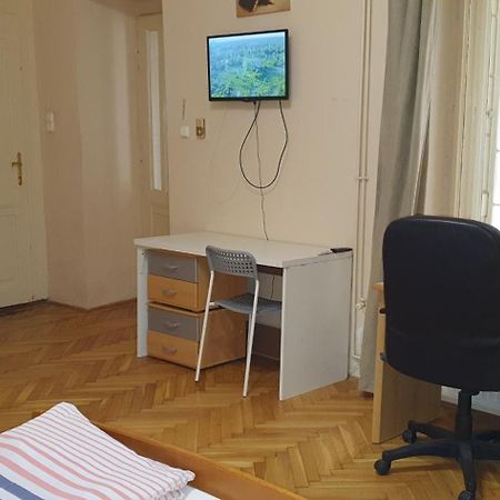 דירות בודפשט Garibaldi Apartman מראה חיצוני תמונה