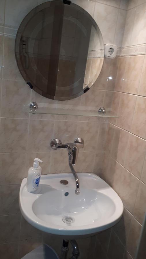 דירות בודפשט Garibaldi Apartman מראה חיצוני תמונה