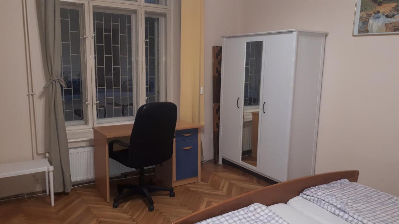 דירות בודפשט Garibaldi Apartman מראה חיצוני תמונה
